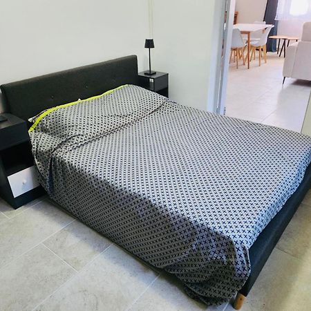 Appartement Paisible Pour 4 Personnes مونبيلييه المظهر الخارجي الصورة